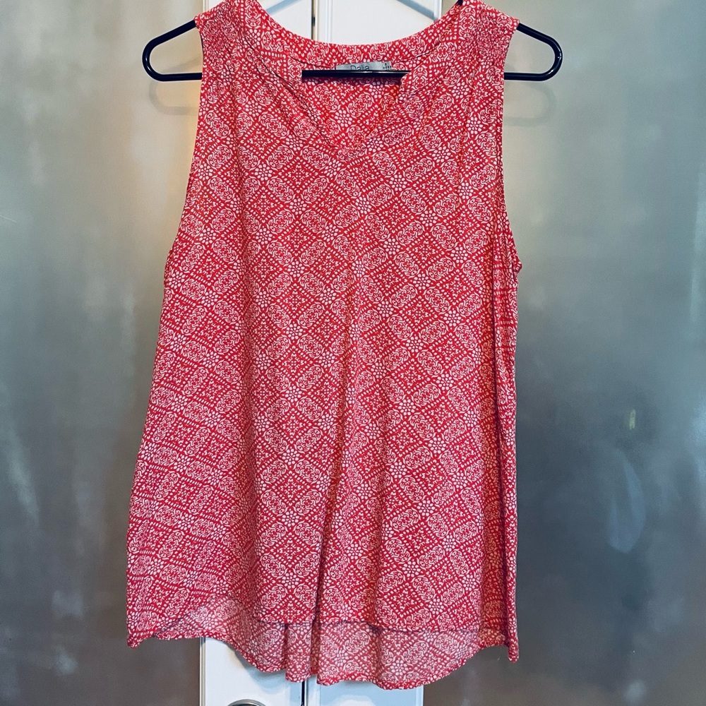 Dalia sleeveless flowy shirt